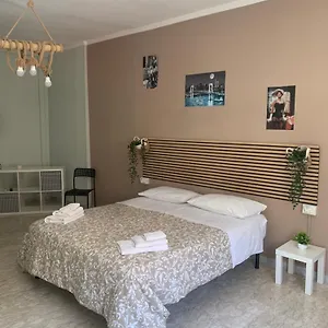 Neapolis Center2 Bed and breakfast