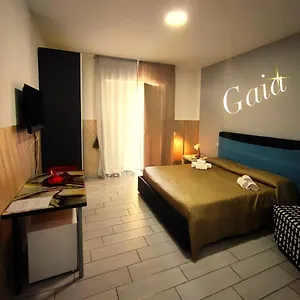 2* Bed & Breakfast Neapolis Center